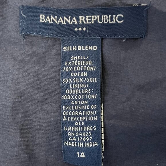 Banana Republic Black Silk Blend Tailored Blouse, Size 14 - Picture 10 of 12